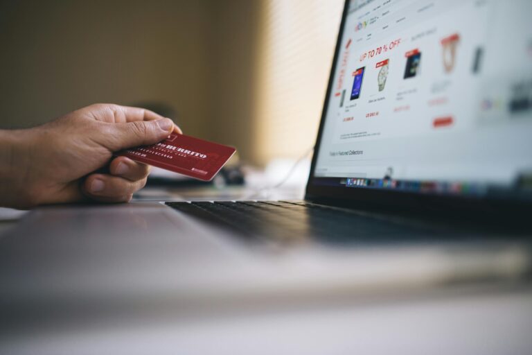 Vergleich von Shopsystemen 2025: Welche Lösung passt zu deinem Business?