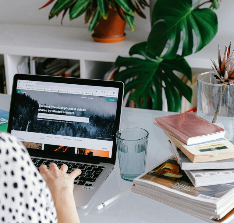 Modernes CMS 2025: Welche Systeme sind wirklich zukunftssicher?